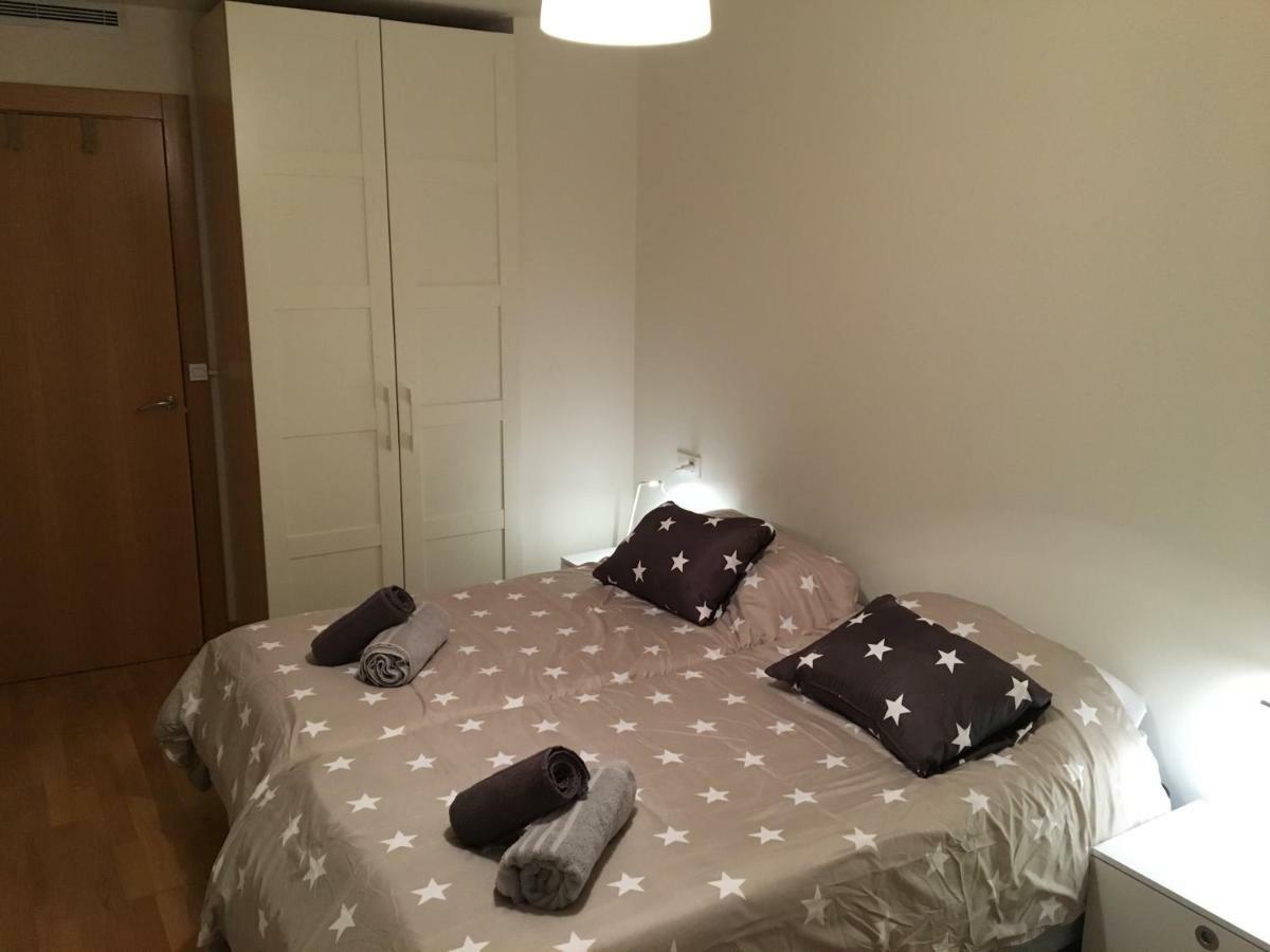 Skylinepamplona Apartment ภายนอก รูปภาพ